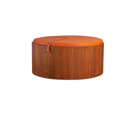 Stoll 90 – Walnut Stained with orange calf leather cushion | Boîtes de rangement | Wildspirit