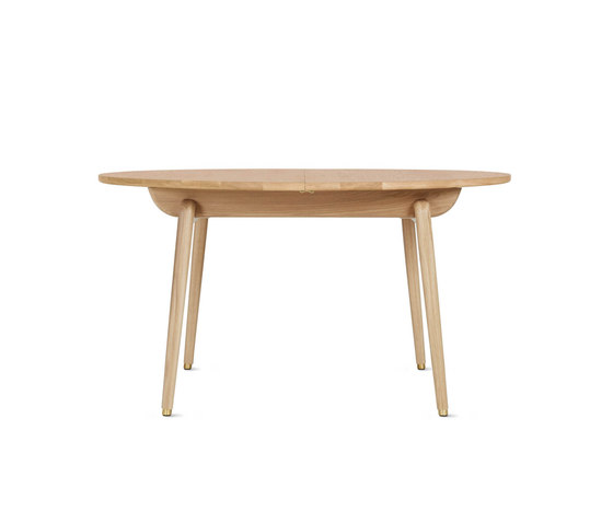 Odin Round Extension Table | Tables de repas | Design Within Reach