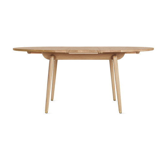 Odin Round Extension Table | Tavoli pranzo | Design Within Reach