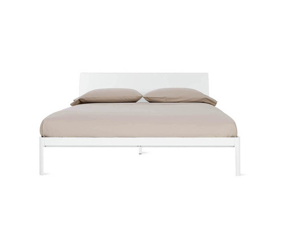 Min Bed with Plexi Headboard | Lits | Design Within Reach