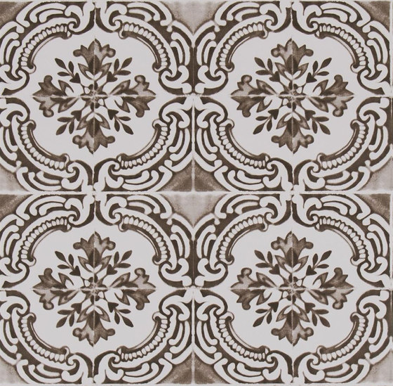 Carnets Andalous Wallpaper | Azulejos - Oeillet | Drapery fabrics | Designers Guild