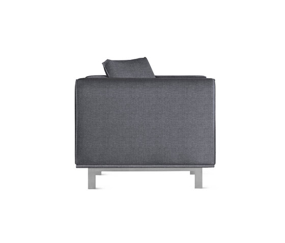 Bilsby Armchair in Fabric | Sessel | Design Within Reach