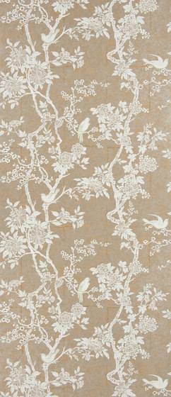 Signature Century Club Wallpaper | Marlowe Floral - Sterling | Drapery fabrics | Designers Guild