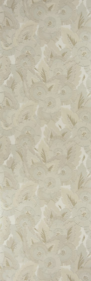 Signature Century Club Wallpaper | Waldorf Floral - Opal | Carta parati / tappezzeria | Designers Guild