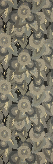 Signature Century Club Wallpaper | Waldorf Floral - Platinum | Wall coverings / wallpapers | Designers Guild