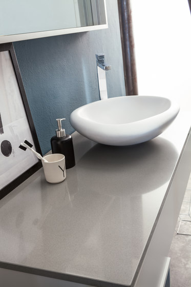 Kami | Composition 18 | Meubles muraux salle de bain | Mastella Design