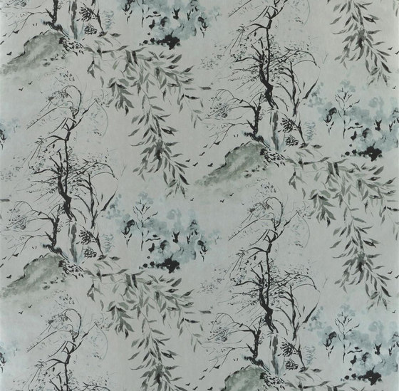 Shanghai Garden Wallpaper | Winter Palace - Silver | Tejidos decorativos | Designers Guild