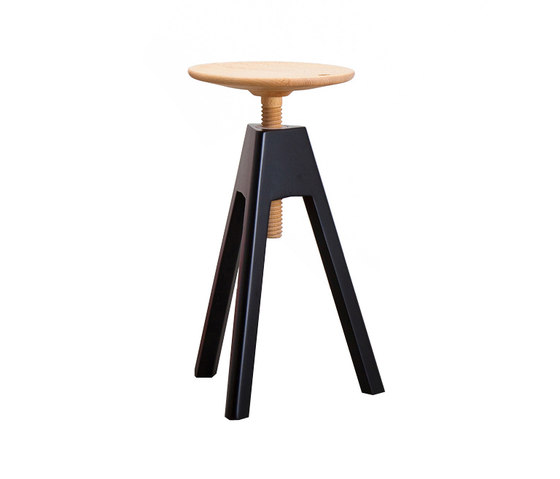 Vitos Stool medium | Bar stools | miniforms