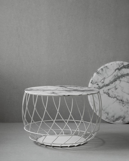 Spin marble top | Tavolini bassi | Friends & Founders