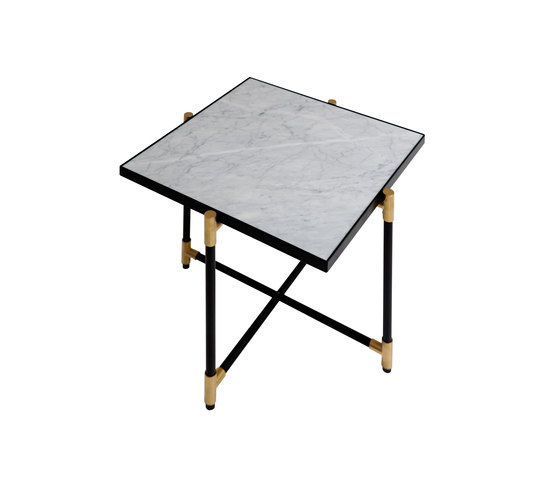 Side Table BRASS on BLACK - White Marble | Tables basses | HANDVÄRK