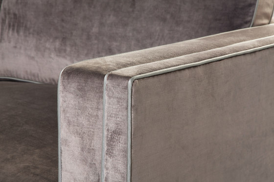 Hockney Deluxe corner sofa | Divani | The Sofa & Chair Company Ltd