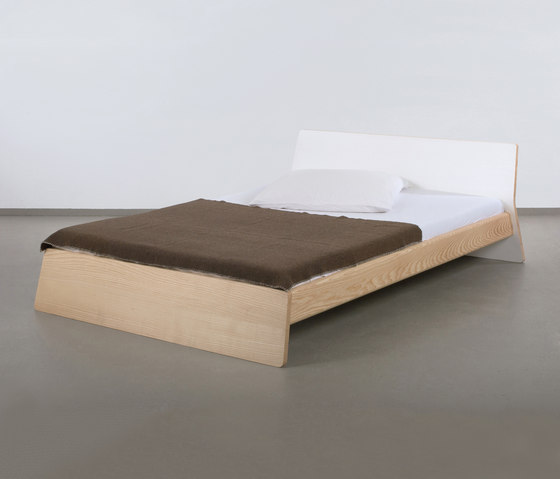 Private Space Bed 140 | Beds | ellenberger