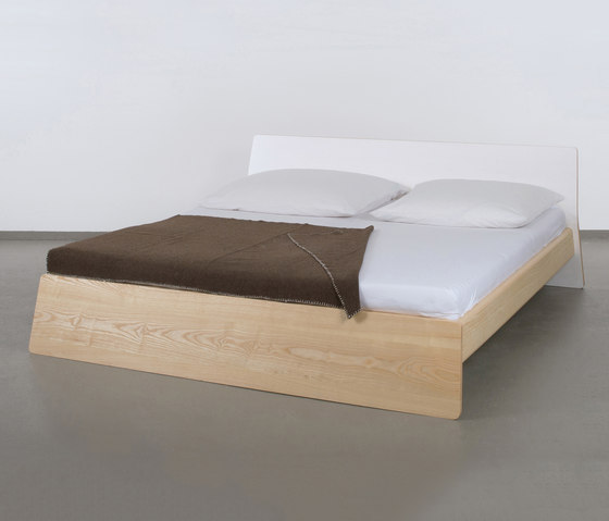 Private Space Bed 160 | Beds | ellenberger