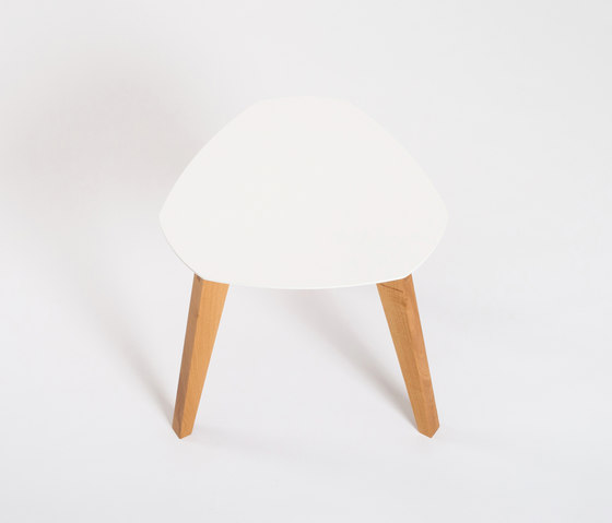 Private Space Sidetable 48 | Tables d'appoint | ellenberger