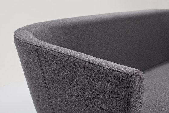 Czeslaw Sofa | Sofas | Comforty