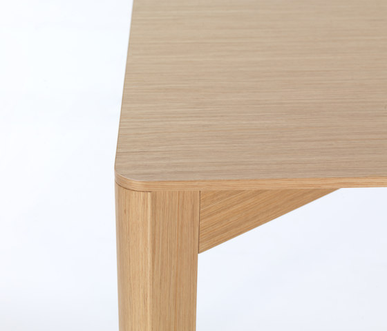 Xylo Table | Esstische | Comforty