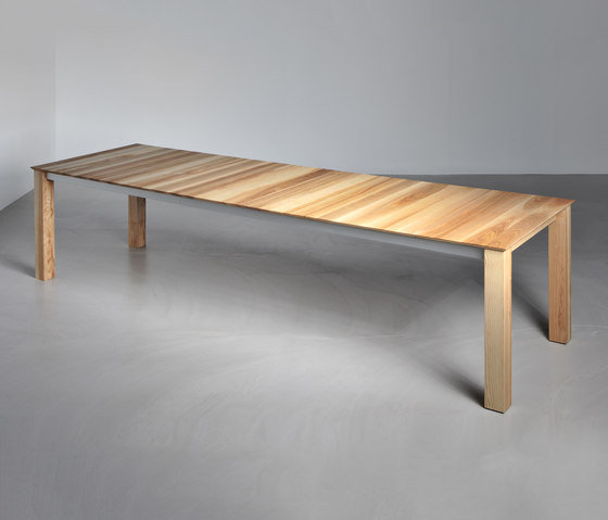 SLIM Butterfly Table | Dining tables | Vitamin Design