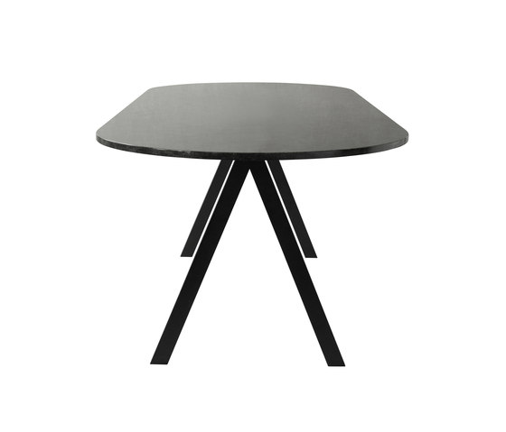 Saw Table marble black rounded | Tables de repas | Friends & Founders