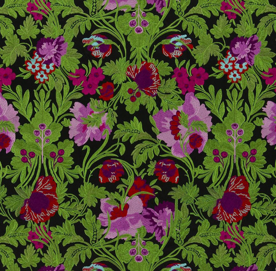 Belles Rives Fabrics | Bataille De Fleurs - Bougainvillier | Tissus de décoration | Designers Guild