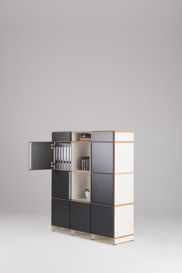Classic shelf-system | Armarios | mocoba