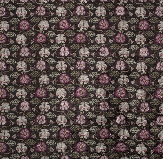Buckingham Fabrics | Tapestry Velvet - Amethyst | Tejidos decorativos | Designers Guild