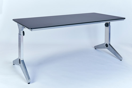 unit | Desks | planmöbel