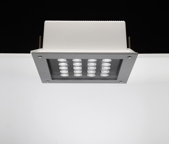 Ara Power LED / 250x250 mm - Tutta Luce - Vetro Trasparente - Fascio Stretto 10° | Lampade outdoor soffitto | Ares
