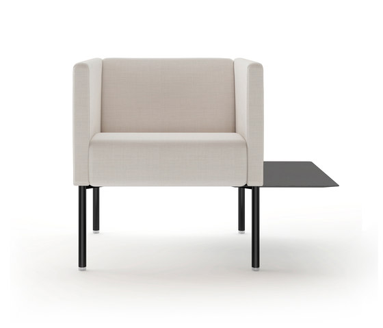 Brix with sidetable | Fauteuils | viccarbe