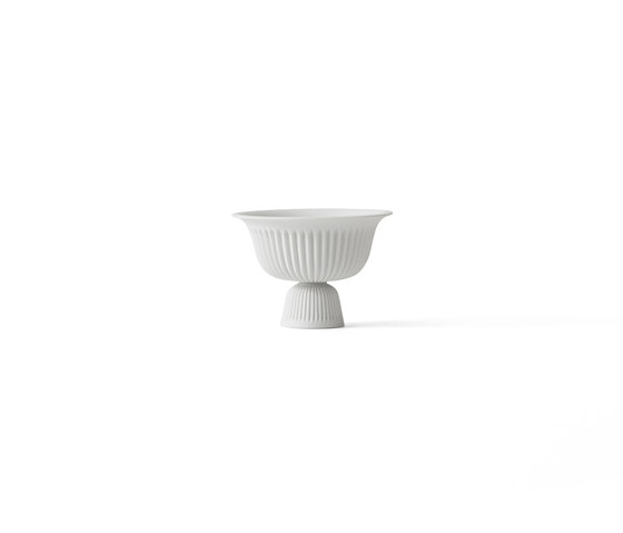 Tsé Small bowl with foot | Vaisselle | Lyngby Porcelæn
