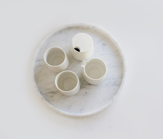 Oliver Marble Round Tray | Plateaux | Evie Group