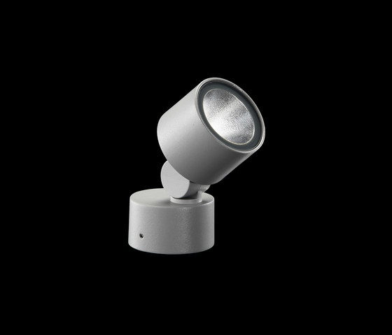 Kirk 70 CoB LED / Adjustable - Medium Beam 40° | Bañadores de luz | Ares