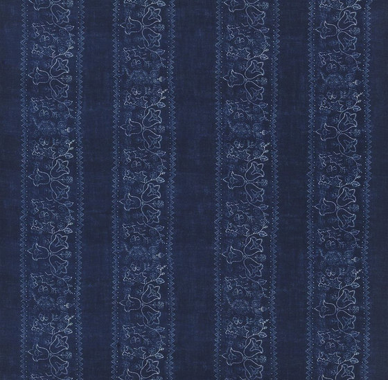 Indigo Bleu Fabrics | Fiorita - Indigo | Tissus de décoration | Designers Guild