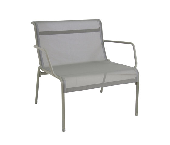 Kira Lounge Chair | 685 | Armchairs | EMU Group