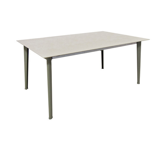 Kira Table | 692 | Tavoli pranzo | EMU Group