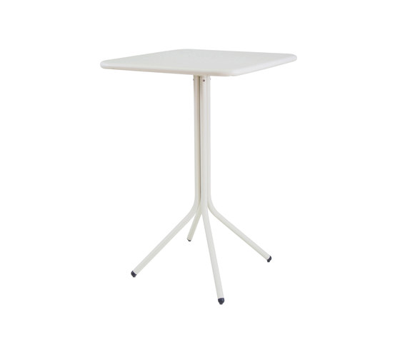 Yard Table | 530 | Standing tables | EMU Group