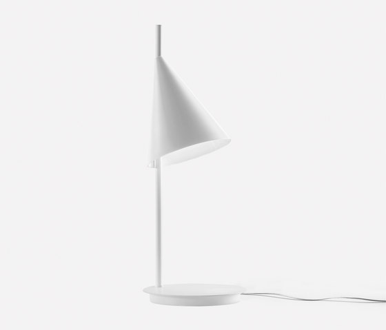 Cone table lamp | Lampade tavolo | almerich