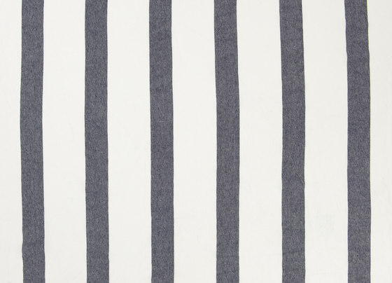 Signature Vintage Linens Fabrics | Bowsprit Awning - Navy/White | Dekorstoffe | Designers Guild