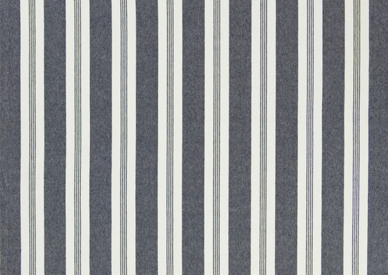 Signature Vintage Linens Fabrics | Mill Pond Stripe - Navy/White | Tissus de décoration | Designers Guild