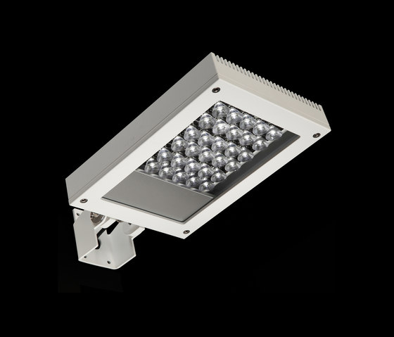 Perseo 30 Power LED / Adjustable - Medium beam 40° | Bañadores de luz | Ares