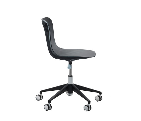 Dragonfly | Chair - 5 star swivel base with castors | Office chairs | Segis