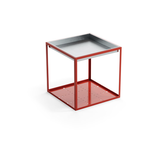 Couture table | Tables d'appoint | Materia