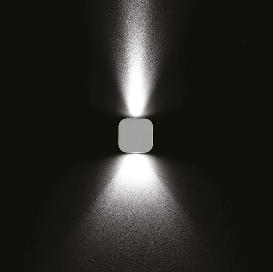 Marco  Power LED / Monoemissione - Combinato: Fascio Stretto 10° + Fascio Largo 80° | Lampade outdoor parete | Ares