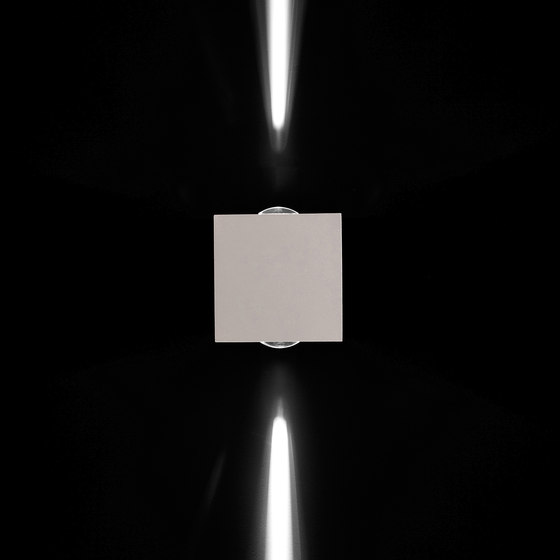Leo 160 / Bidirectional - Narrow Beam 4° - Convex Lens | Außen Wandanbauleuchten | Ares
