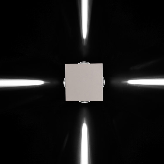 Leo 160 / Omnidirectional - Narrow Beam 4° - Convex Lens | Lámparas exteriores de pared | Ares