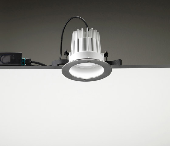 Leila 135 CoB LED / Ghiera in Acciaio Inox - Fascio Medio 20° | Lampade outdoor incasso soffitto | Ares