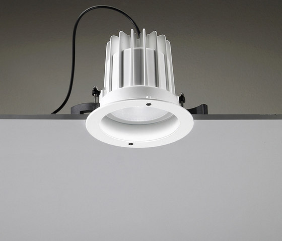 Leila 165 CoB LED 230V / Ghiera Verniciata - Fascio Largo 50° | Lampade outdoor incasso soffitto | Ares