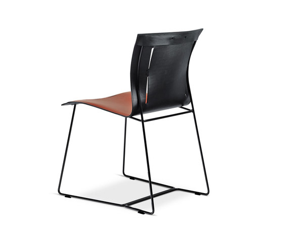 Cuoio chair | Chairs | Walter K.