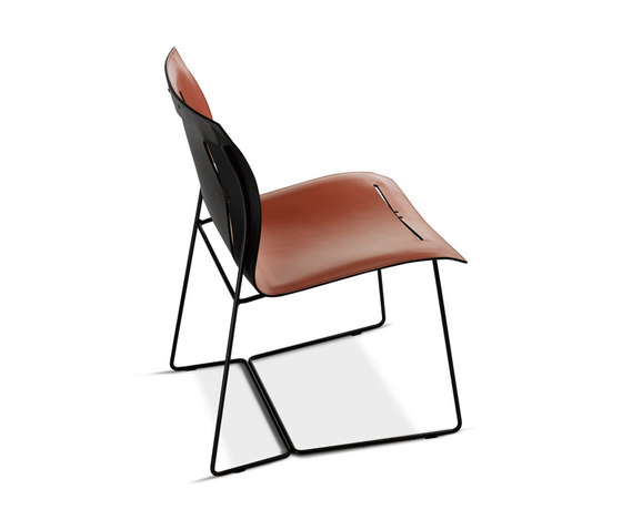 Cuoio chair | Chairs | Walter K.