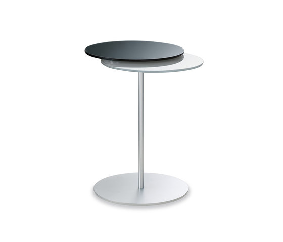 Eclipse occasional table | Mesas auxiliares | Walter K.
