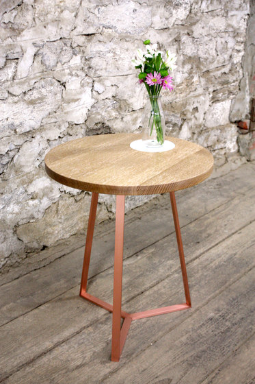 St. Charles Side Table | Mesas auxiliares | VOLK